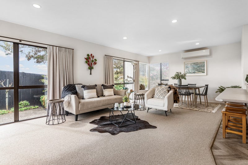 2/63 Fancourt Street, Meadowbank, Auckland - Carousel 2