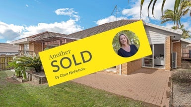 1/14 Pajaro Place, Golflands, Auckland - Carousel 1