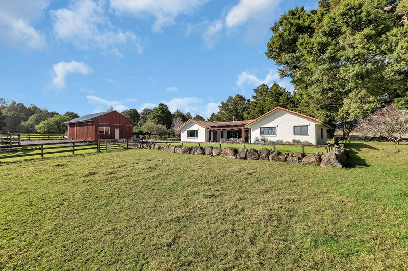 33 Carruth Road, Whangarei - Carousel 1