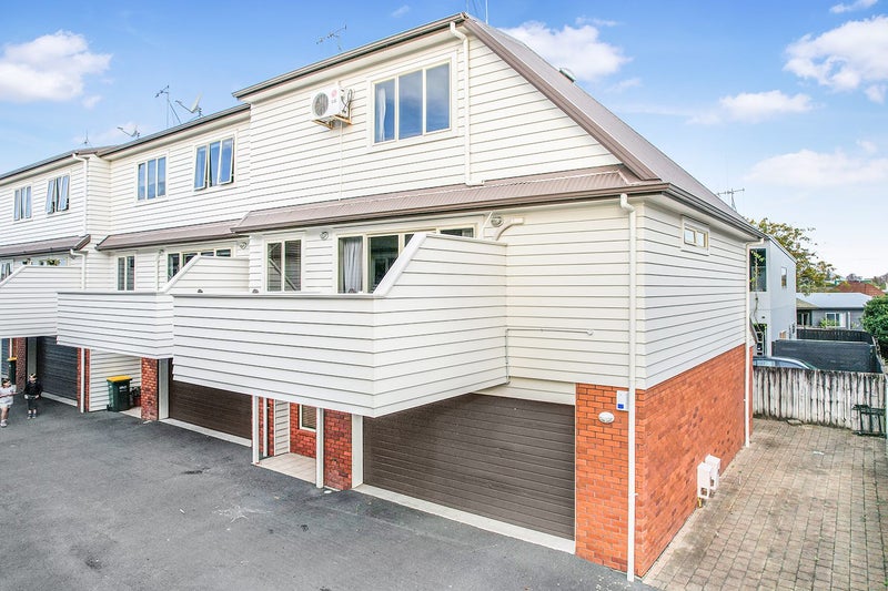 219D Peachgrove Road, Claudelands, Hamilton - Carousel 1