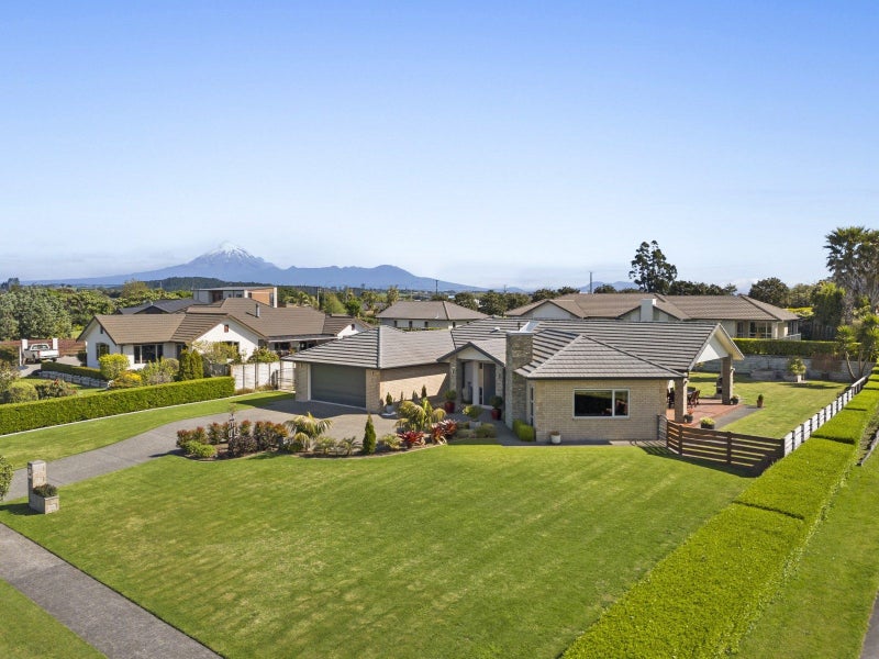 5 Links Drive, Waiwhakaiho, New Plymouth - Carousel 1