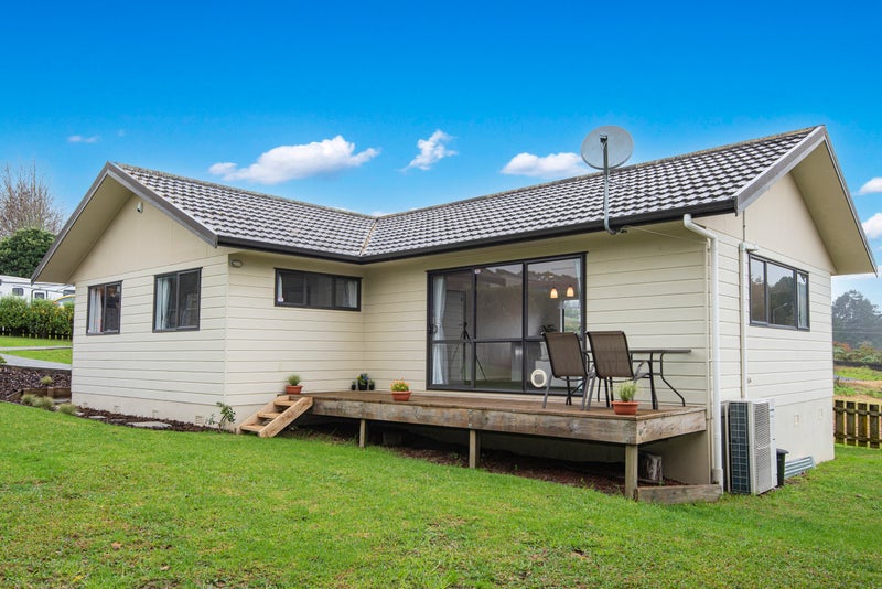 18 Pearce Drive, Kamo, Whangarei - Carousel 13