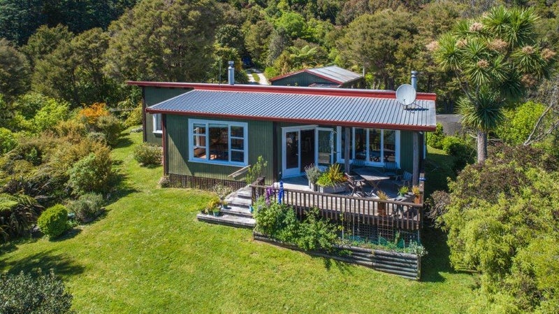 30 Rangihaeata Road, Rangihaeata - Carousel 1