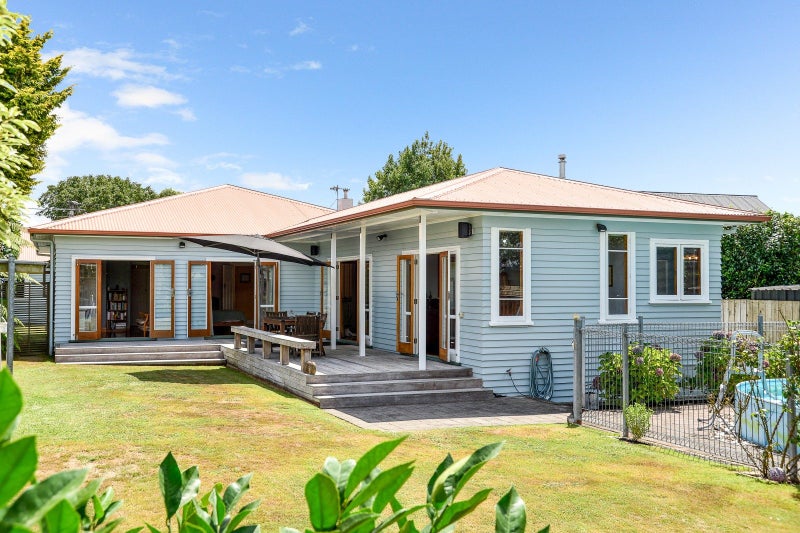 24 Naylor Street, Hamilton East, Hamilton - Carousel 2