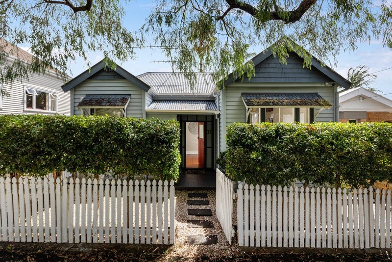 37 Sackville Street, Grey Lynn, Auckland - Carousel 1