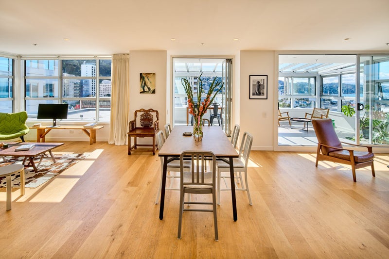 112/43 Mulgrave Street, Thorndon, Wellington - Carousel 1