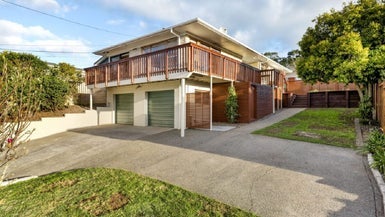 52 MacDonald Road, Glenview, Hamilton - Carousel 1