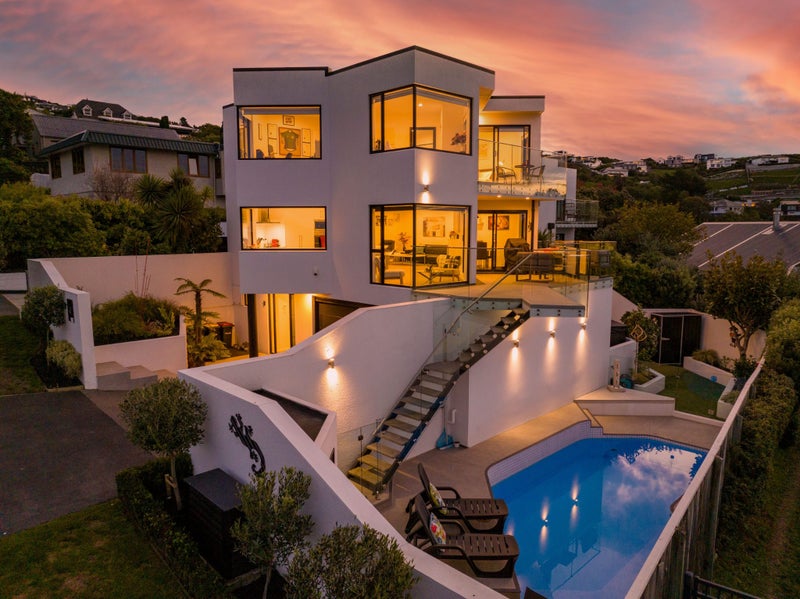 2/60 Moncks Spur Road, Redcliffs, Christchurch - Carousel 17