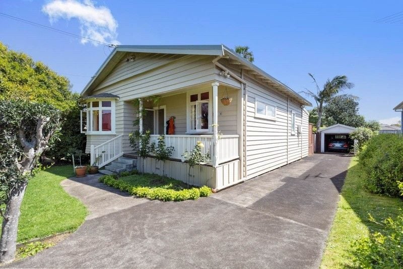 90 Alfred Street, Onehunga, Auckland - Carousel 1