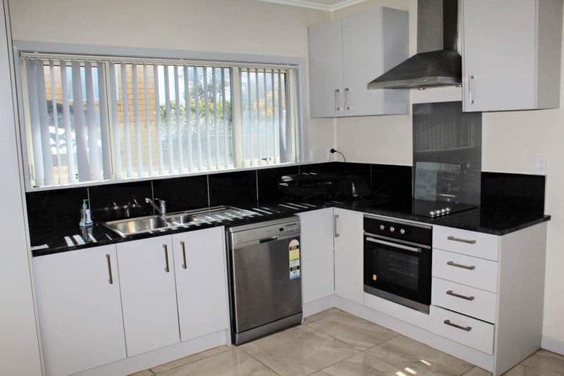 284 Kirkbride Road, Mangere, Auckland - Carousel 1