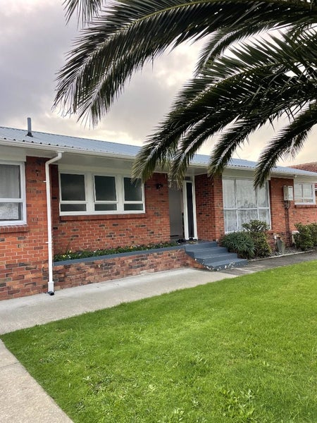 16 Victory Road, Papatoetoe, Auckland - Carousel 1