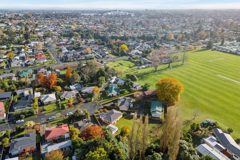 26 Greta Street, Glenview, Hamilton - Carousel 22