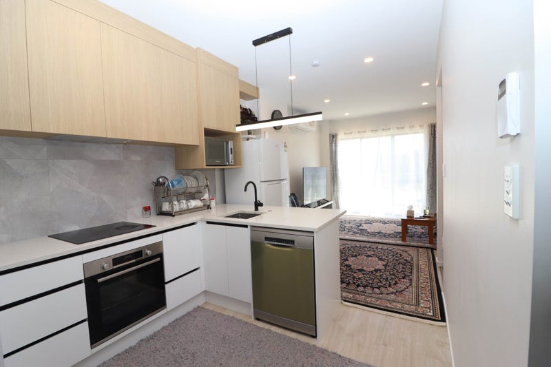 19 Rana Road, Flat Bush, Auckland - Carousel 2