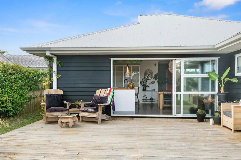 1 Gibson Place, Papamoa Beach, Papamoa - Carousel 13