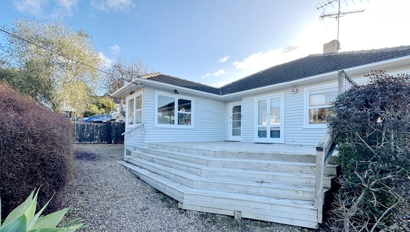 4 Benders Avenue, Hillcrest, Auckland - Carousel 2