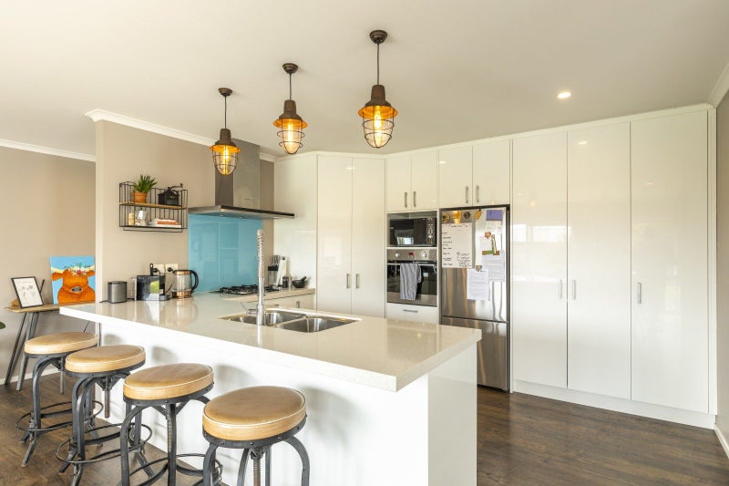 5 Keene drive, Bell Block, New Plymouth - Carousel 2