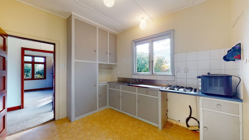 13 King Street, Netherby, Ashburton - Carousel 2