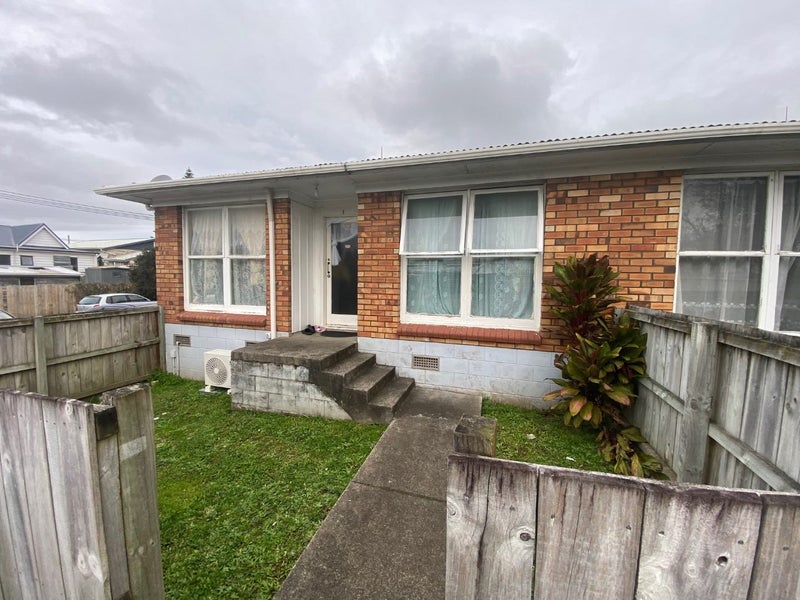 1/9 Church Street, Northcote Point, Auckland - Carousel 1