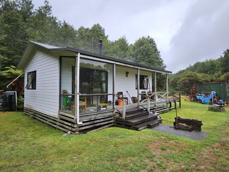 331 Arnold Valley Road, Dobson - Carousel 13