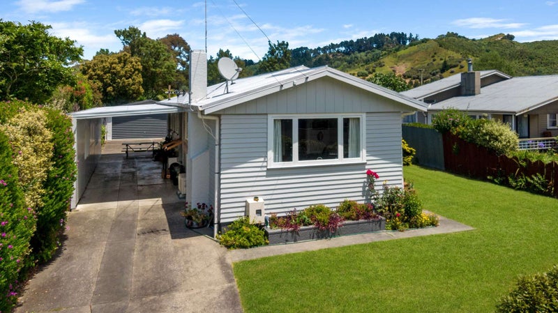 10 Glasgow Crescent, Kaiti, Gisborne - Carousel 2