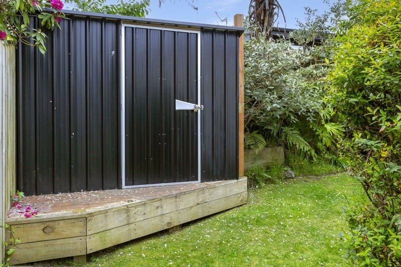 2/15 Sunset Street, Hilltop, Taupō - Carousel 23