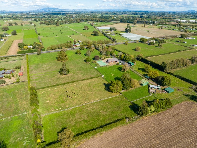 105 Marshmeadow Road, Newstead, Hamilton - Carousel 2