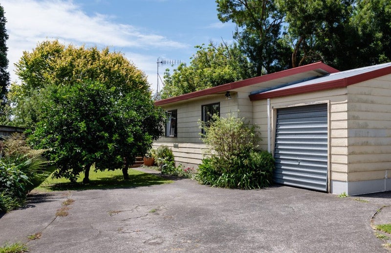 48B Casey Avenue, Fairfield, Hamilton - Carousel 1