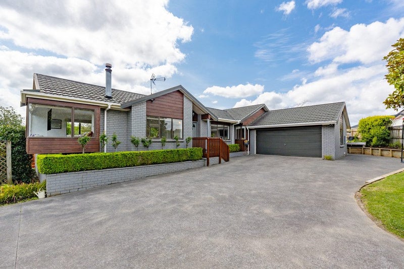 7 Sunny Crescent, Huapai, Kumeu - Carousel 2