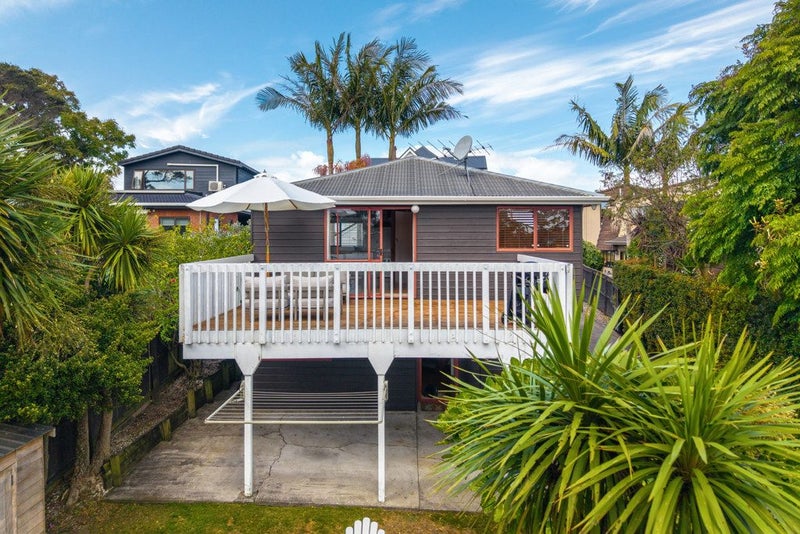 2/43 Rawene Road, Birkenhead, Auckland - Carousel 23