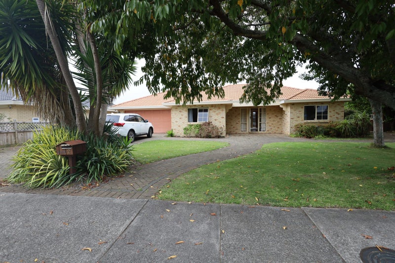 2 Brodie Place, Bethlehem, Tauranga - Carousel 2