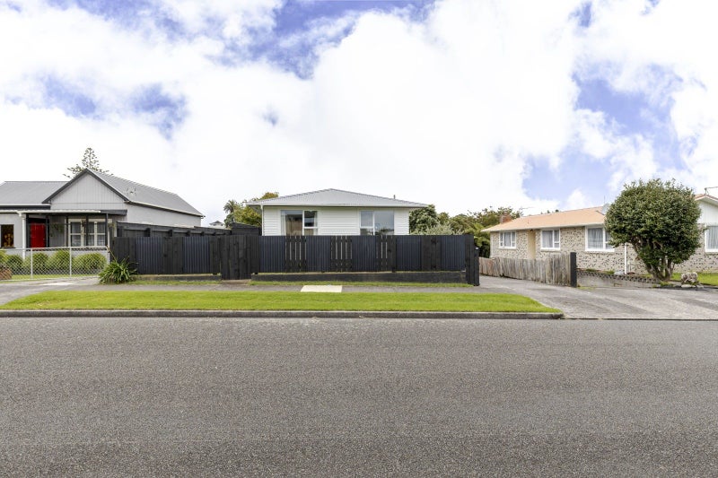 60 Rosendale Avenue, Spotswood, New Plymouth - Carousel 31