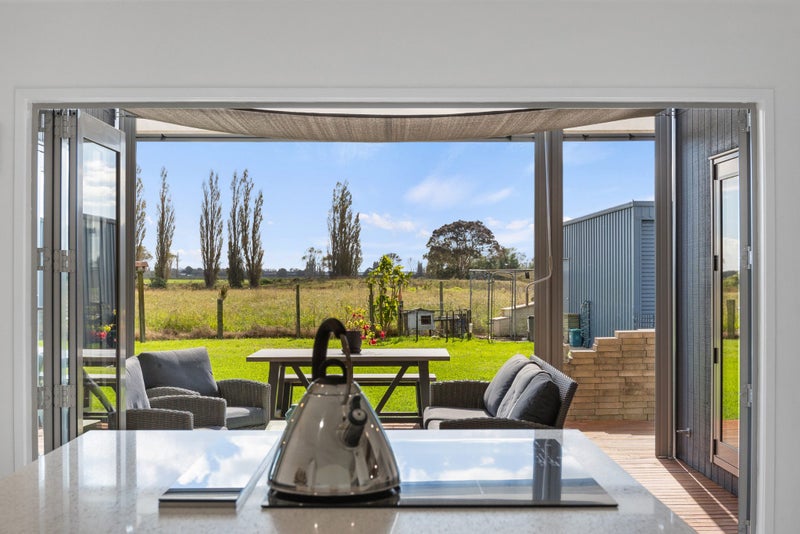 23 Arawa Road, Te Puke - Carousel 1