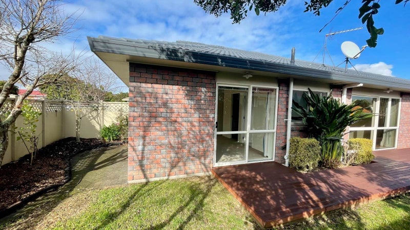 6 Astoria Place, Northpark, Auckland - Carousel 31