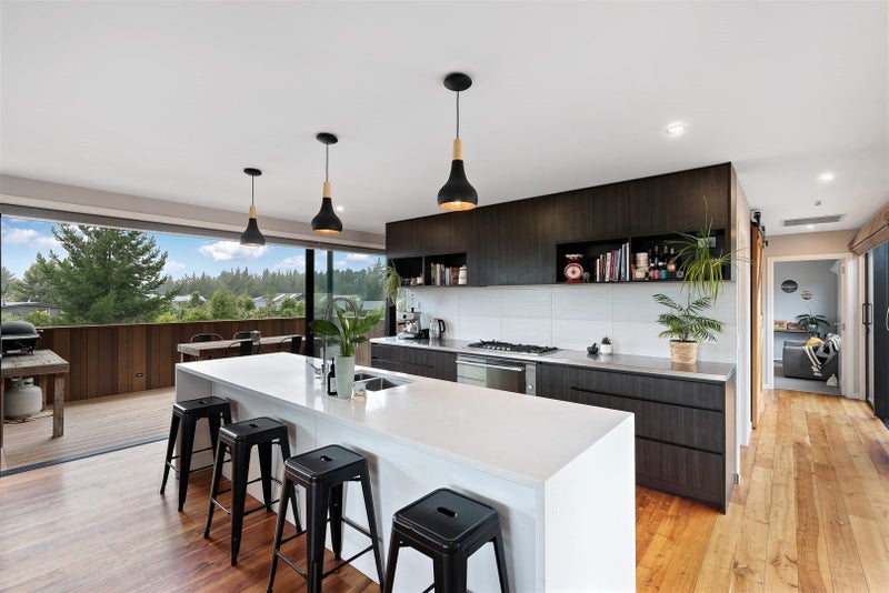 17 Sam John Place, Wanaka - Carousel 29