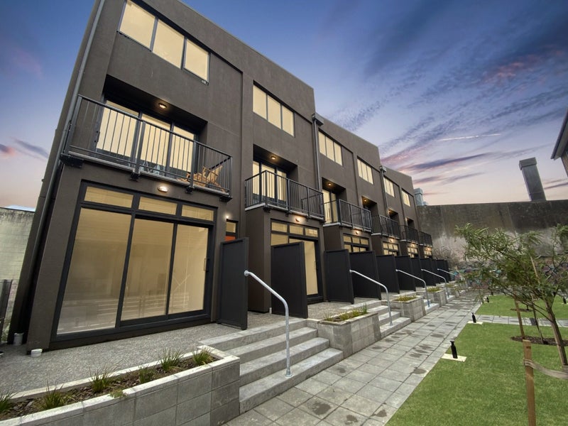 17 Arney Street, Newtown, Wellington - Carousel 1