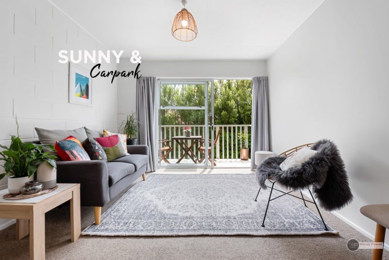 44I Whites Line West, Woburn, Lower Hutt - Carousel 1