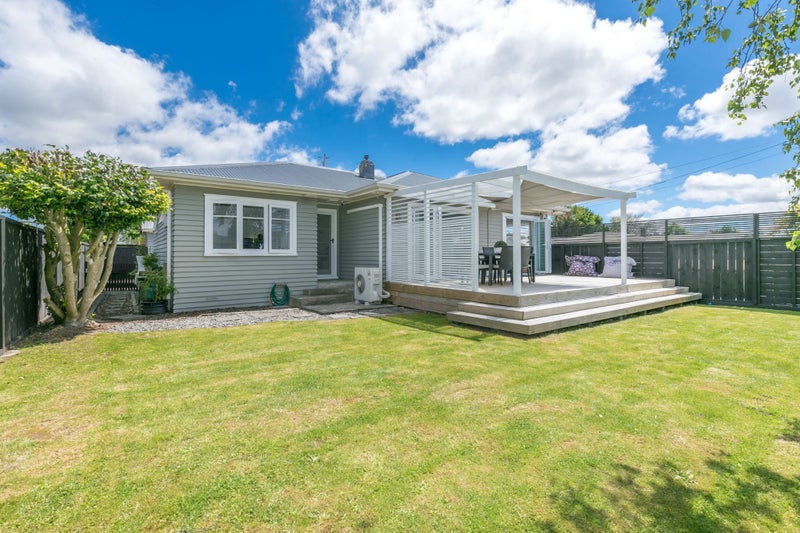 15 Sandwich Road, St Andrews, Hamilton - Carousel 1
