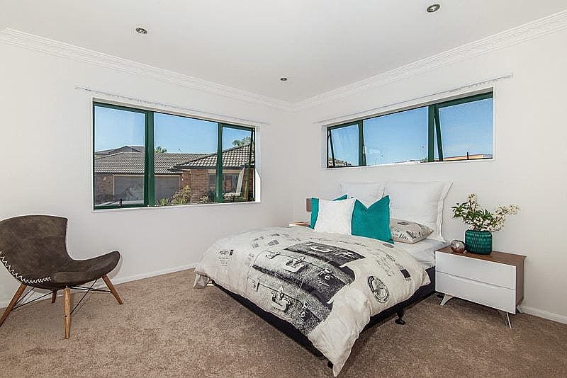 17 Ballymore Drive, Pinehill, Auckland - Carousel 2