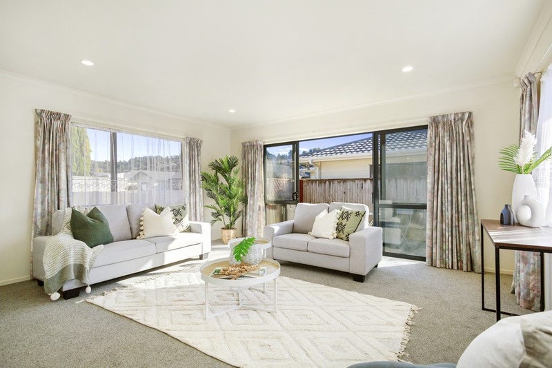 132B Stokes Valley Road, Stokes Valley, Lower Hutt - Carousel 2