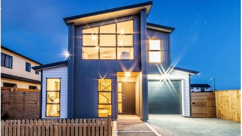 43 Myland Drive, Hobsonville, Auckland - Carousel 1