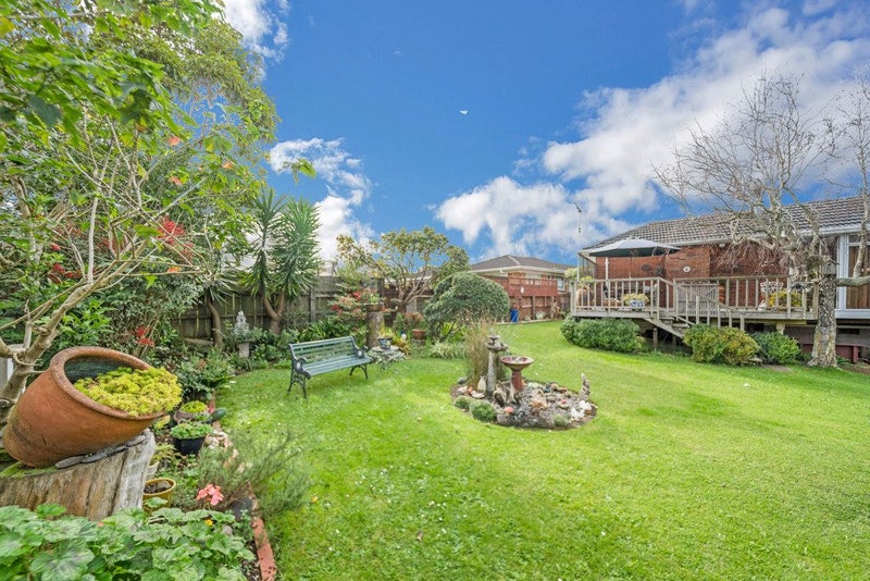 13 Pooley Street, Pakuranga Heights, Auckland - Carousel 2