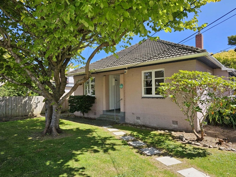 5 Fry Street, Boulcott, Lower Hutt - Carousel 1