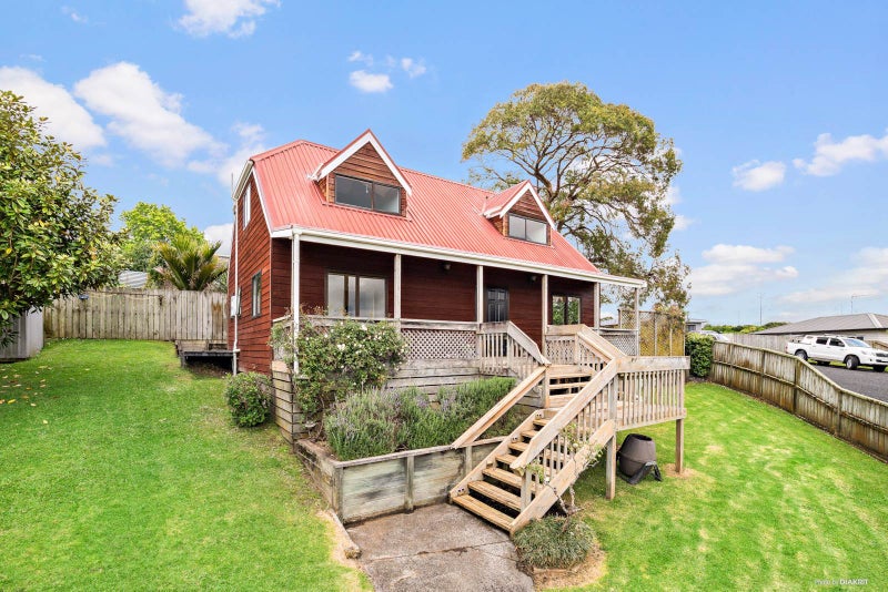 2/12 Kitewao Street, Northcote, Auckland - Carousel 1