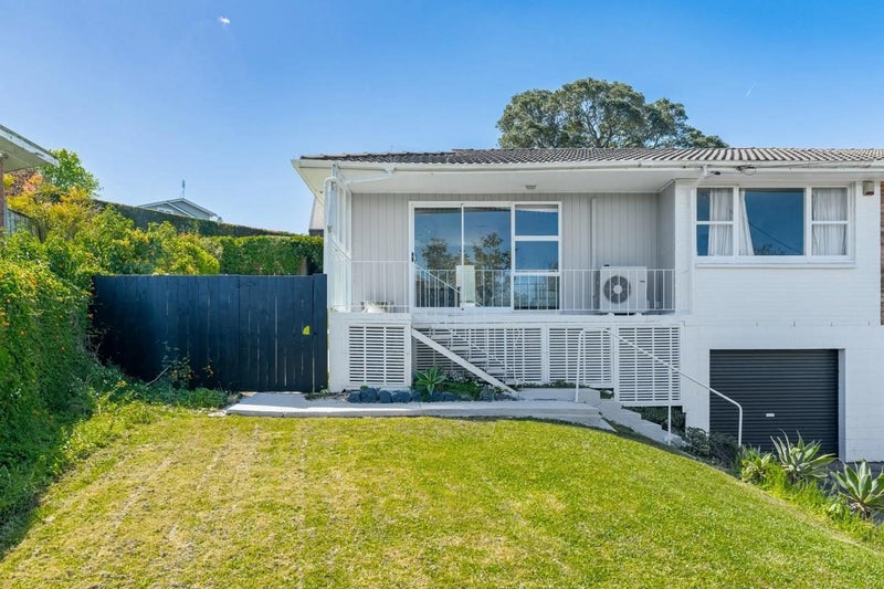 16A Hubert Henderson Place, Remuera, Auckland - Carousel 1