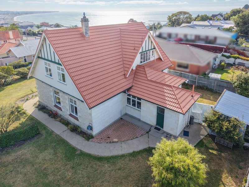76 Wharfe Street, South Hill, Oamaru - Carousel 1