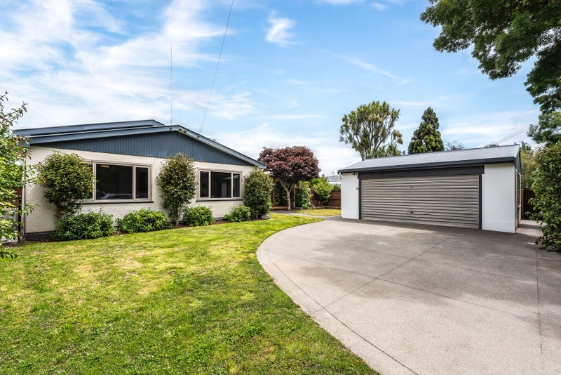 57 Lagan Street, Belfast, Christchurch - Carousel 1