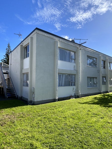 4/19 Tama Street, Alicetown, Lower Hutt - Carousel 2