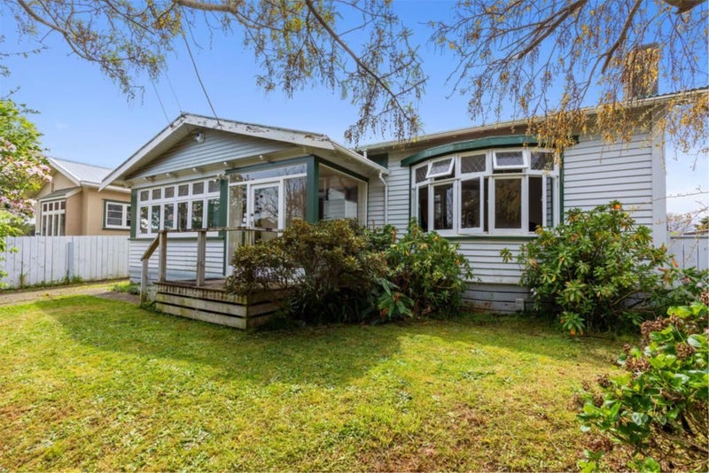 47 Kebbell Grove, Epuni, Lower Hutt - Carousel 1
