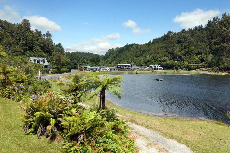 11 Chingford Road, Lake Rotoma, Rotorua - Carousel 24