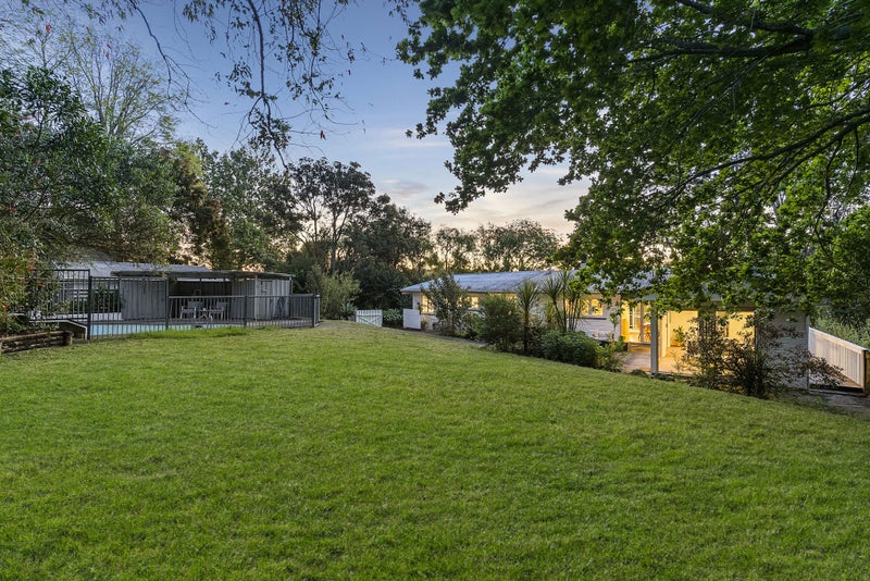 1/42 Woodlands Crescent, Browns Bay, Auckland - Carousel 2